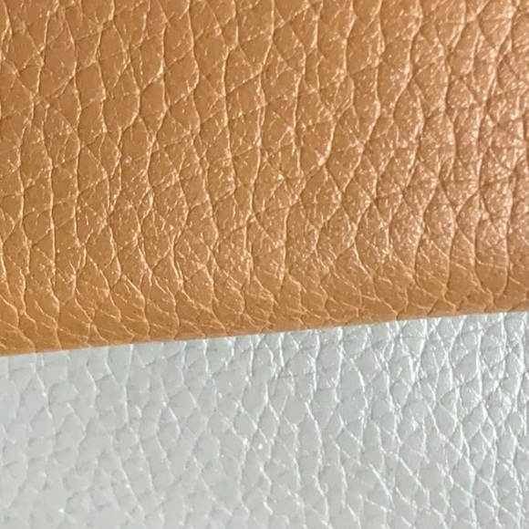 Michael Kors wallet new without tag pick one kick one